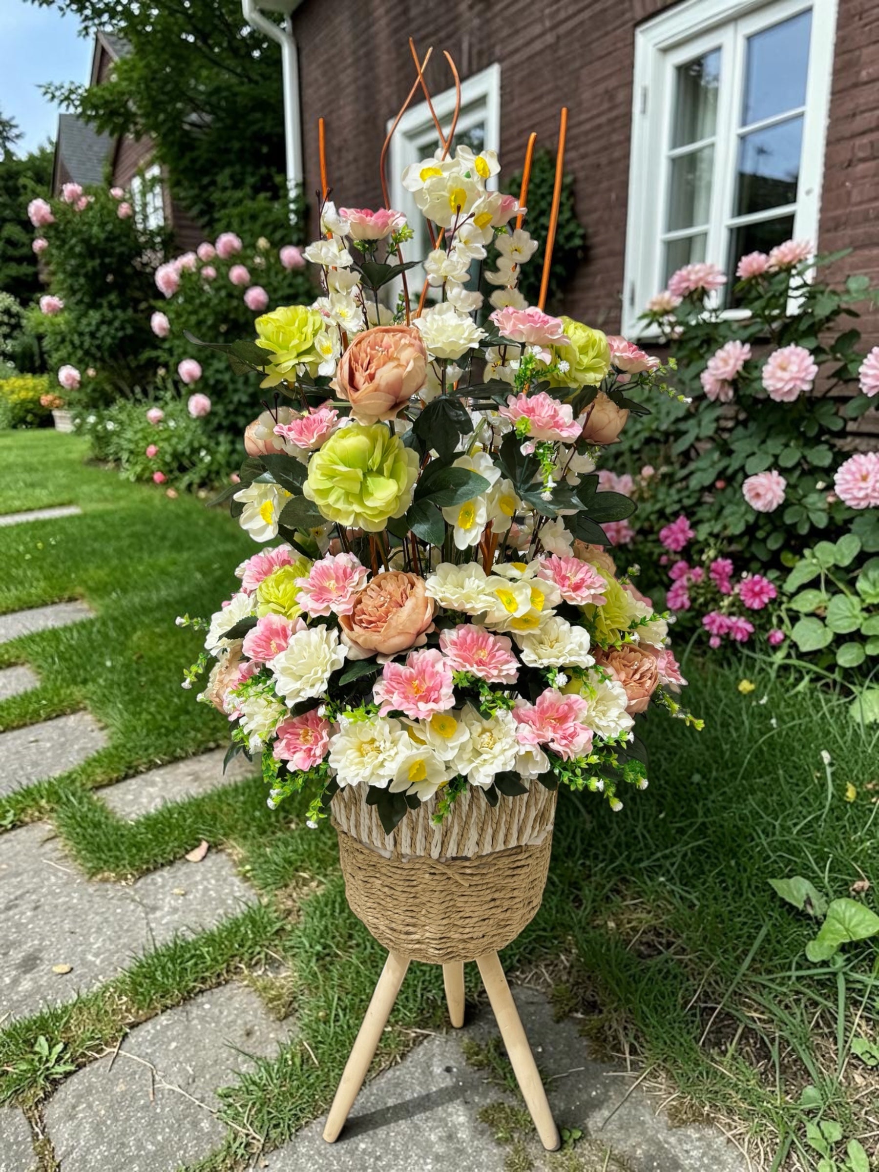 Tripod Planter | Floor Decoration