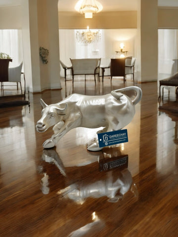 Crypto Bull | Table Decoration